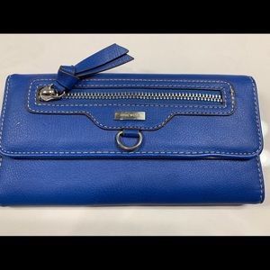 Nine West wallet in cobalt